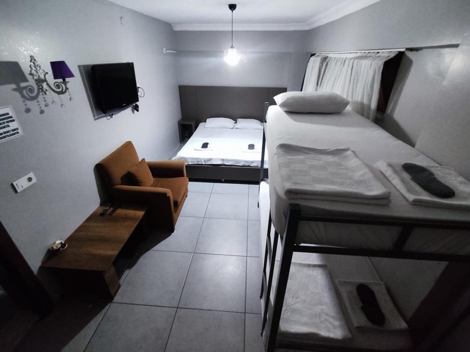 Zirkon Suit Appartement *